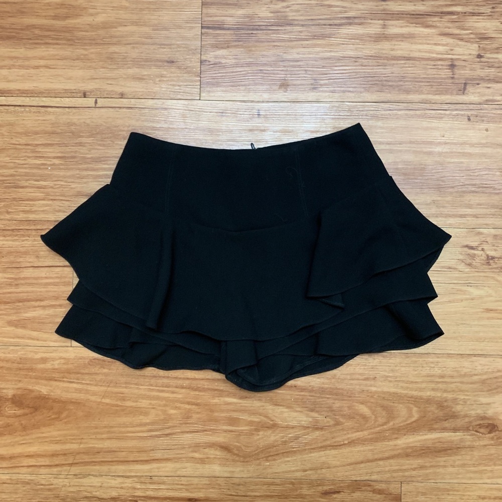 Zara ruffle skort